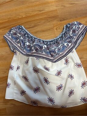 Off-Shoulder Paisley Blouse in White and Blue
